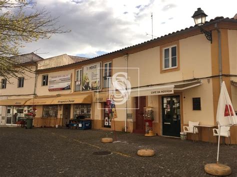 Casas E Apartamentos Baratos Mais De Metros Quadrados Rua