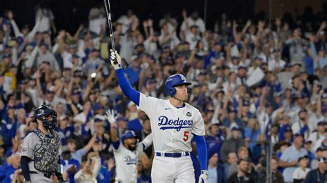 Watch Freddie Freeman Grand Slam 1st Walk Off In World Series History