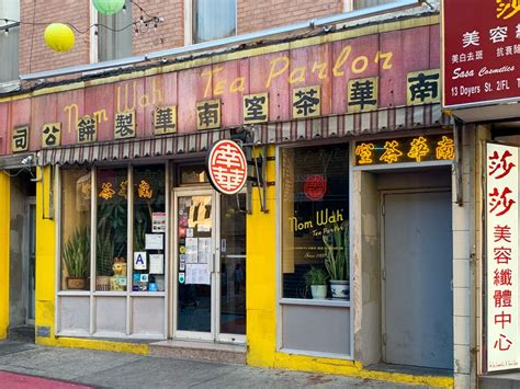 20 Best Things to Do in Chinatown NYC (Written by a Local NYer!) - The Globetrotting Teacher