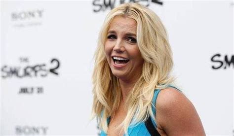 Britney Spears Reaparece En Bikini Con Renovada Figura