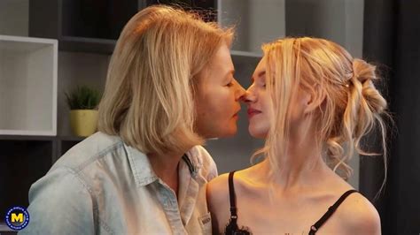 Gratis Mature Nl Lesbiche Video Porno Mature Nl Xhamster