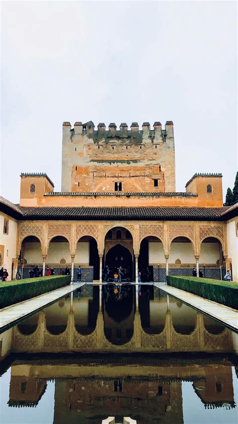 Alhambra palace | Granada! : r/pics