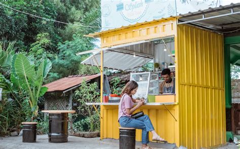 small business guide  mastering financial reports finsync