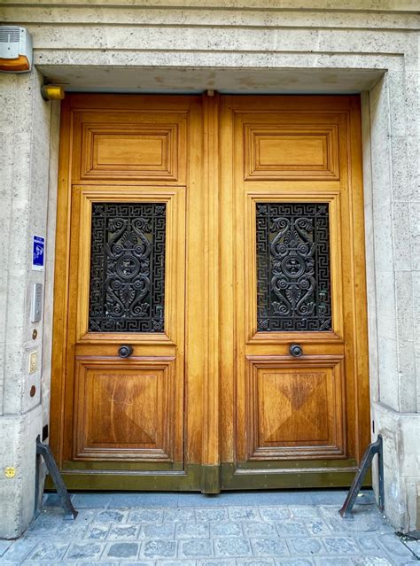 I Prefer Paris: Door of the Month