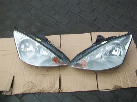 LAMPA PRZEDNIA P L KOMPLET ORYGINAŁ FORD FOCUS MKI MK 1 LIFT za 399 zł