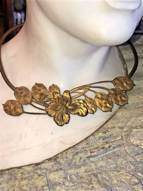 Antique Vintage Bronze Brass Necklace With Flower A Gem