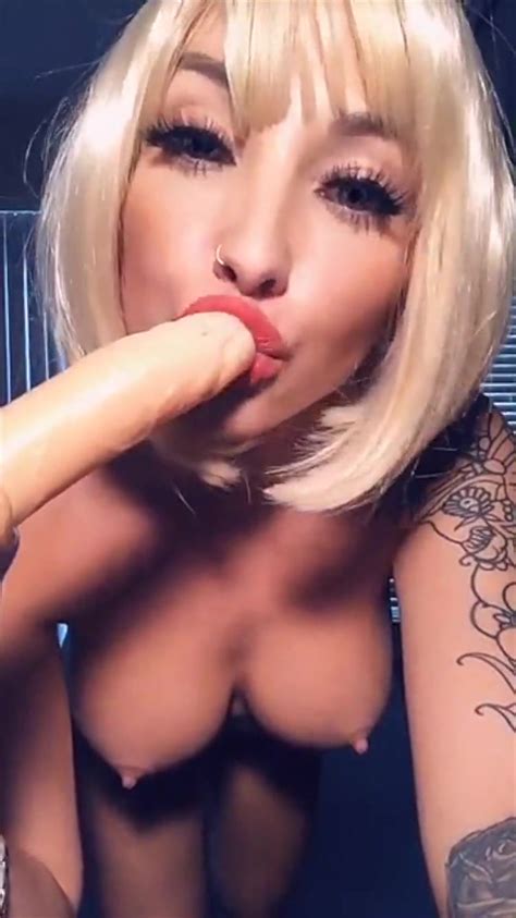Austin Reign Blonde Dildo Snapchat Premium Porn Videos
