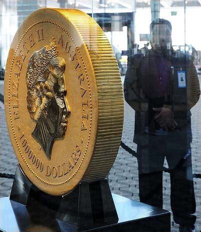 Worlds Largest Gold Coin Minted The Coin Is Cast Of 99 99 Pure Gold