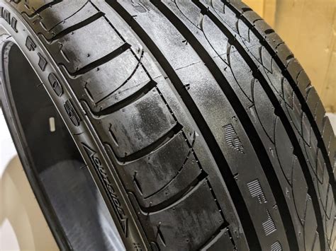 Yahoo!オークション - 即決 245/30ZR20 【2020年製 1本】 Trocmoh ラジ...