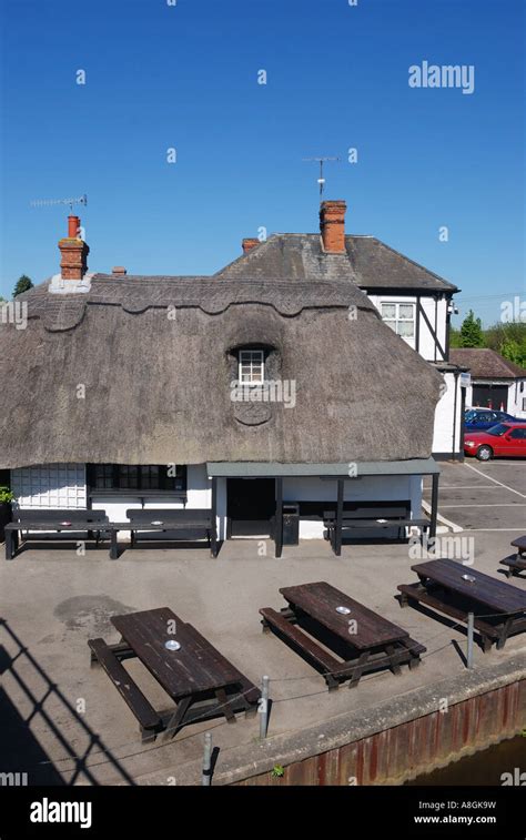 Anchor Inn Public House On The River Medway Yalding Kent Near Maidstone