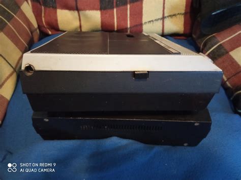 KAZETOVÝ MAGNETOFON - TESLA A3 S RÁDIEM+ZDROJ | Aukro