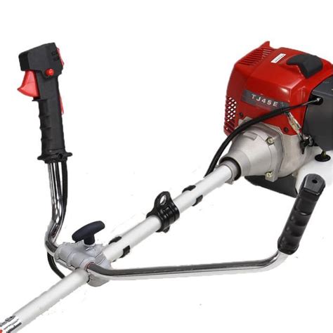 Shoulder Type Of Brush Cutter Powered By Original Mitsubishi Engines