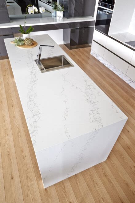 Statuario Bookmatched PentalQuartz Architectural Surfaces