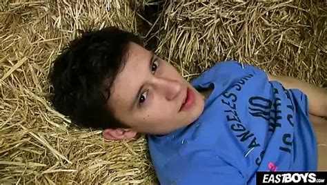 Handsome Athletic Boy Antonio Palmer Jerking Off His Big Dick Gay Porn XHamster