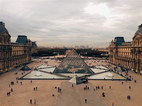 lart est une étoile on Twitter Louvre Vacation france Travel