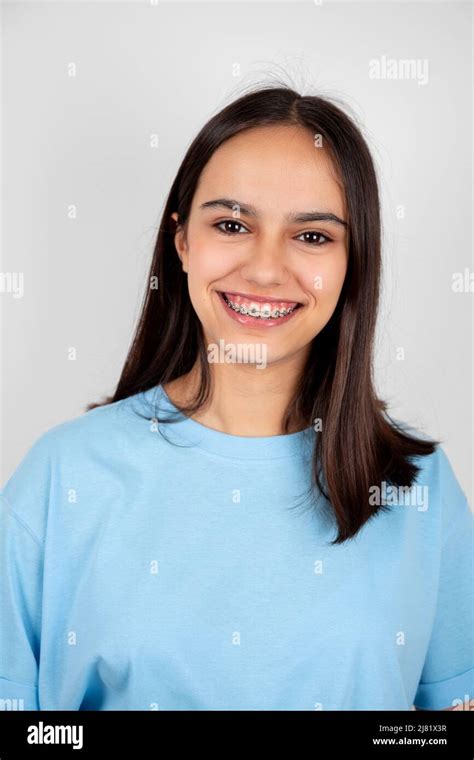 Teen Girl Candid Portrait Banque De Photographies Et Dimages Haute