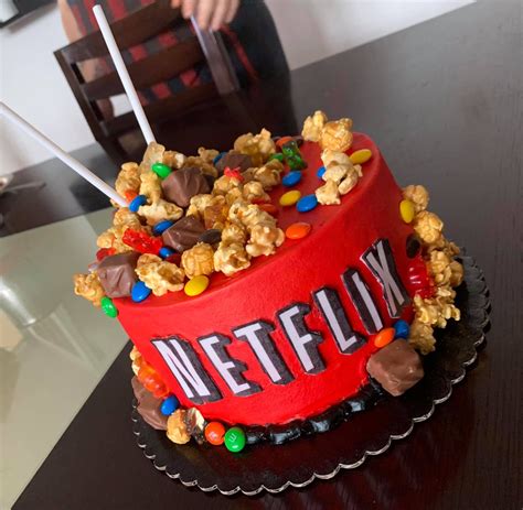 Pin on Netflix party! | Cake decorating, Cake, Netflix