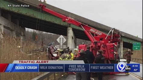 I 81 North Near Nedrow Exit Closed After Deadly Crash Youtube