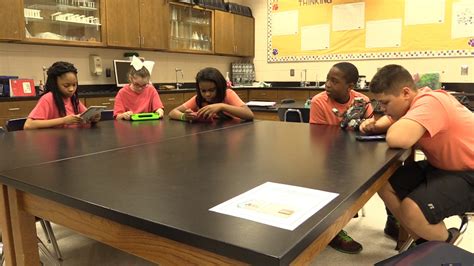 Centerville middle school students aim to improve safety with phone app ...