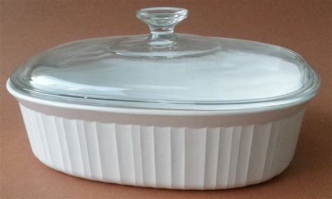 Corningware F B Liter Casserole Ovenware Dish W Clear Glass Lid