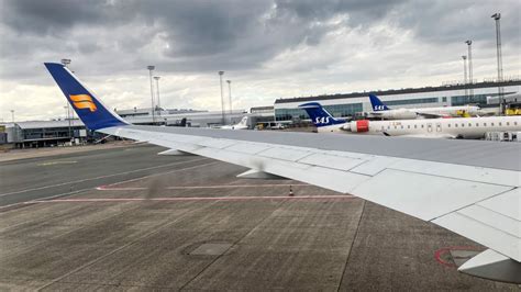 Smooth Landing Icelandair Boeing 767 300 Winglets Copenhagen