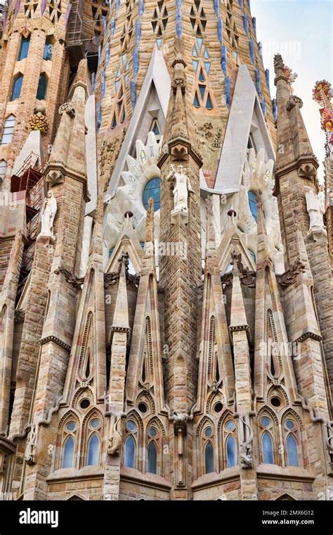 Basílica De La Sagrada Familia Barcelona España La Basílica E