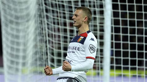 Gudmundsson Resta Al Genoa