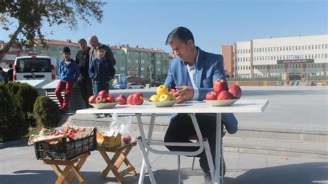 Bir Elmadan 5 Metre Kabuk çıkaran Adam Guinnese Aday Son Haberler