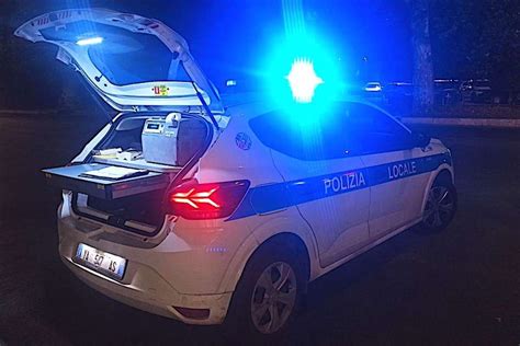 Tragico Incidente Stradale A Roma Enne Muore In Uno Scontro Tra