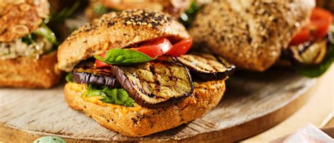 Brood Met Hummus Recept Met Aubergine En Spinazie ALDI