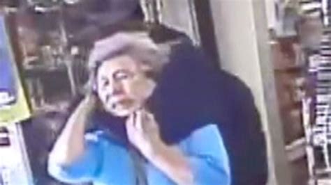 Ruthless Robbery Suspect Puts 76 Year Old Woman In Headlock Latest