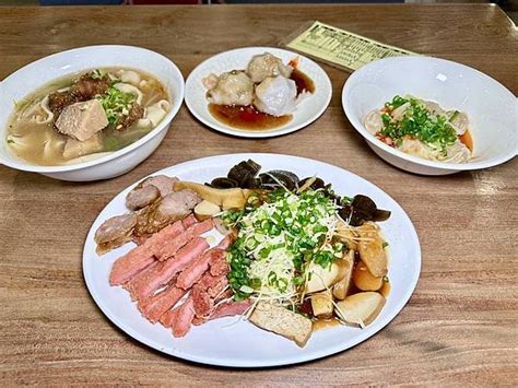 新竹｜竹東邱記排骨酥麵：竹東老字號知名老麵店，必吃排骨酥麵、清蒸肉圓、滷味！ 輕旅行