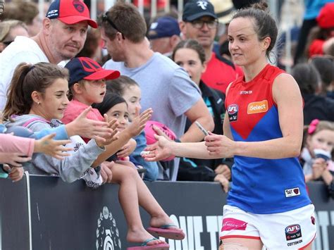 Demons' Daisy Pearce to make AFLW return | Sports News Australia