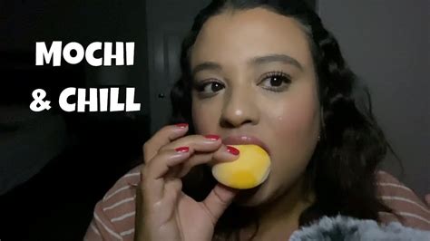 Asmr Eating Some Chewy Squishy Mochi Mouth Sounds 👅 Youtube