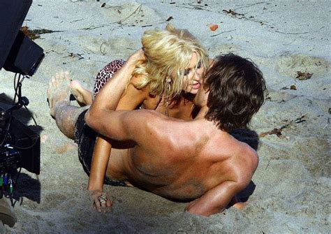 Paris Hilton Looking Very Sexy And Geting Fuck With Some Boy On Beach Porn Pictures XXX Photos