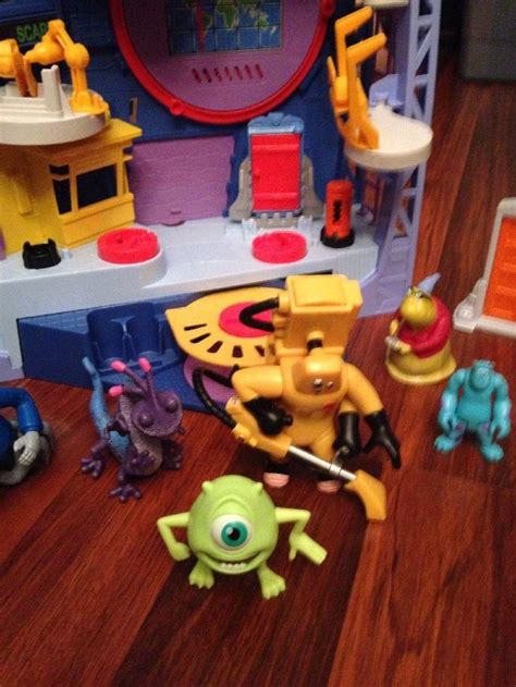 Imaginext Disney Pixar Monsters Inc University Scare Factory Lot