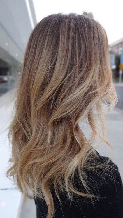 7 Sandy Blonde Hair Ideas to Lighten Up Your Shades