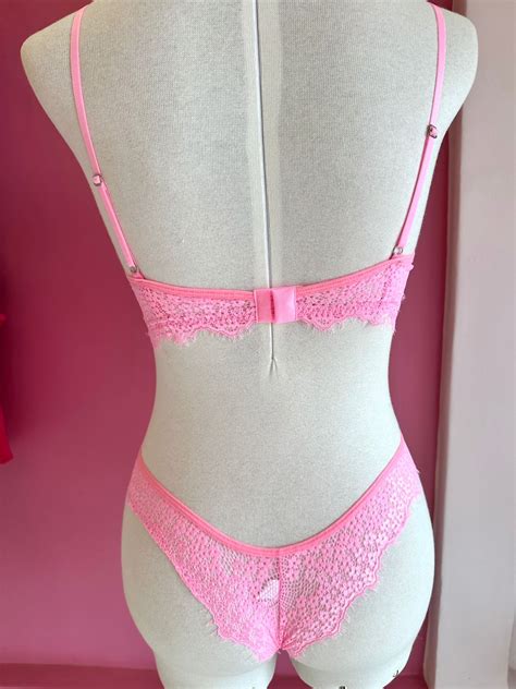 Conjunto Peixes Rosa Chiclete Lingerie E Sexshop Descubra O Poder Da Sensualidade E Intimidade