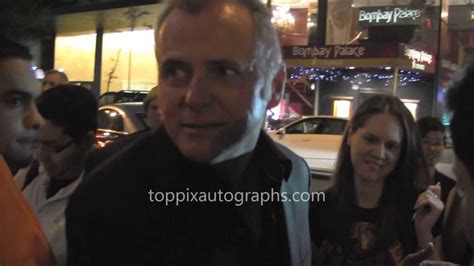 Aidan Quinn Signing Autographs At Elementary Panel In Nyc Youtube