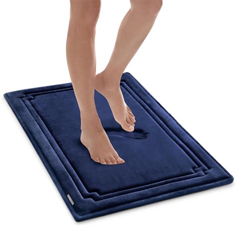 Microdry Luxurious Racetrack Twist Memory Foam Bath Mat