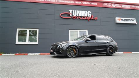 Mercedes C Amg Mit Der Einteiligen Schmidt Gambit By