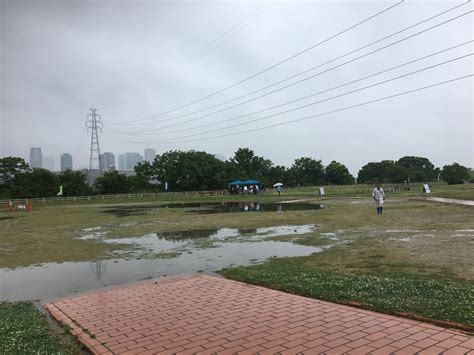 雨の日の淀川河川敷bbqエリア 激安bbqレンタルのバーベキュービッグ