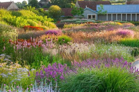 Piet Oudolf Gardens Hauser And Wirth Landscape Architecture Modern