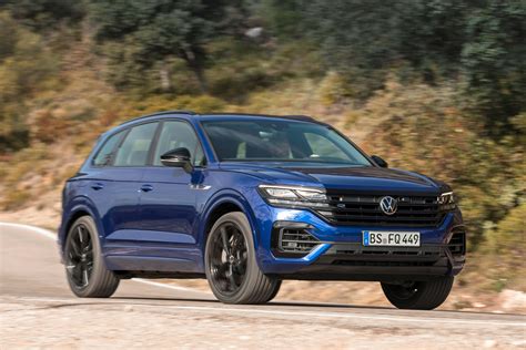 Volkswagen New Touareg R Phev Revealed Leasing Options