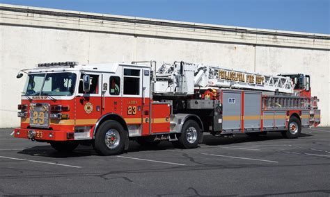 Pfd Ladder Philadelphia Fire Department Ladder Flickr