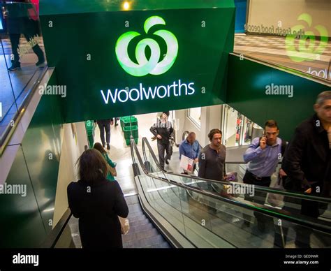 Woolworths Supermarkets Hi Res Stock Photography And Images Alamy