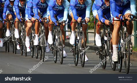 107,390 Team Cycling Images, Stock Photos & Vectors | Shutterstock