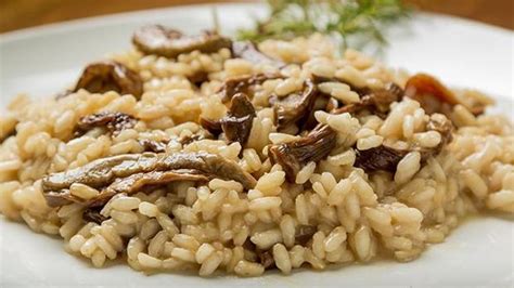 Risotto nasıl yapılır Kolay ve pratik risotto tarifi ve yapımı