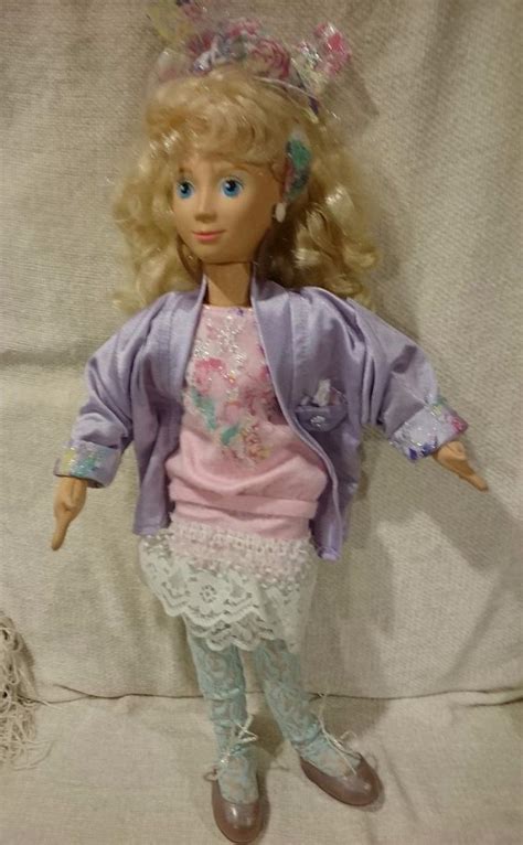 Mattel Hot Looks Doll Guide To Value Marks History WorthPoint Dictionary