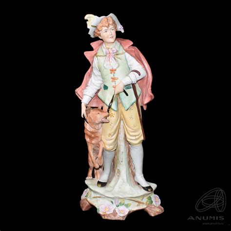 Статуэтка «Охотник с собакой» Высота 37 см. Неглазурованный фарфор ...